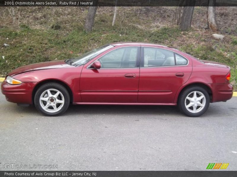 Ruby Red / Neutral 2001 Oldsmobile Alero Sedan