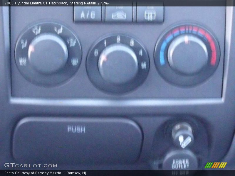 Sterling Metallic / Gray 2005 Hyundai Elantra GT Hatchback