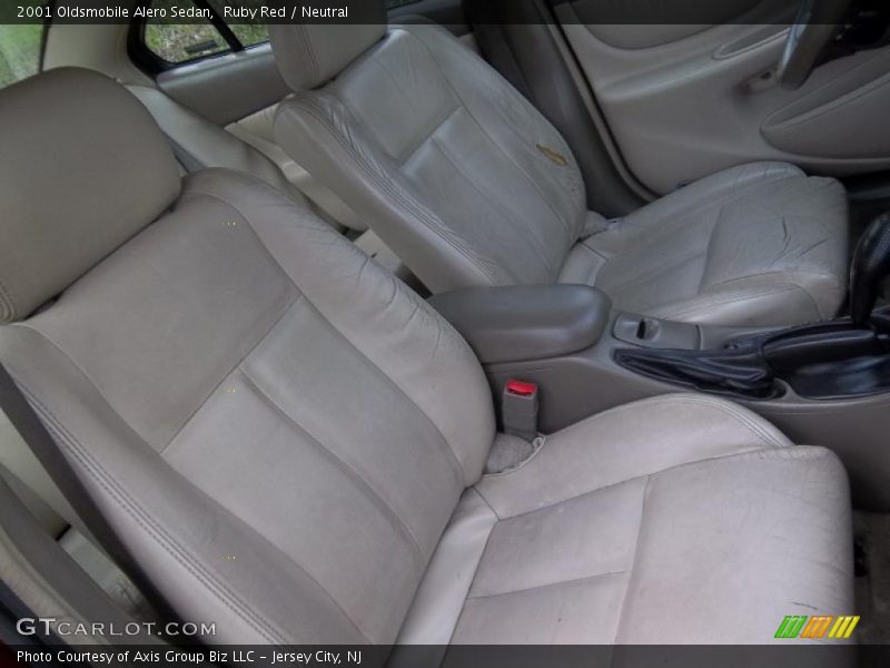 Ruby Red / Neutral 2001 Oldsmobile Alero Sedan