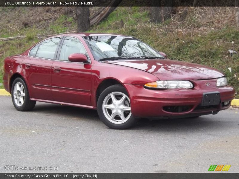 Ruby Red / Neutral 2001 Oldsmobile Alero Sedan