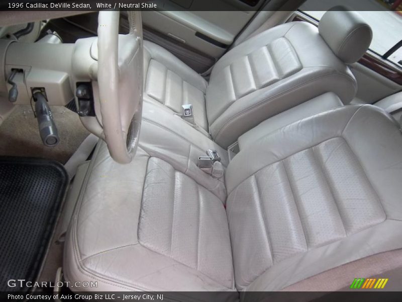 White / Neutral Shale 1996 Cadillac DeVille Sedan