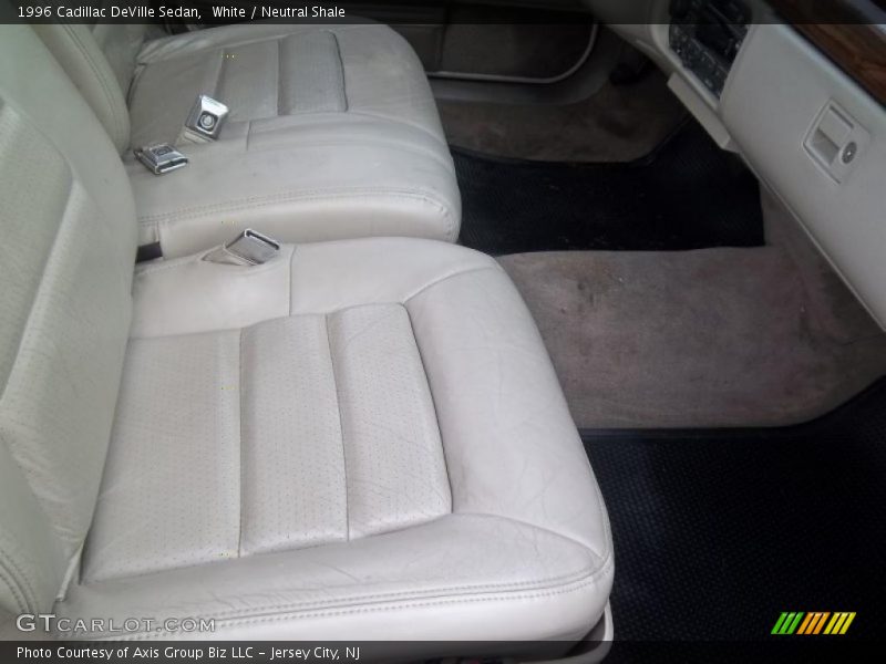 White / Neutral Shale 1996 Cadillac DeVille Sedan