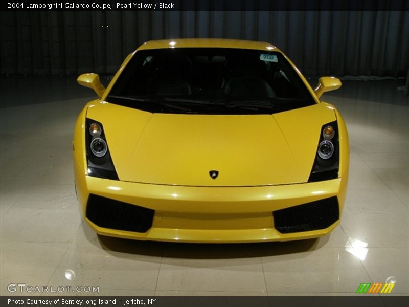 Pearl Yellow / Black 2004 Lamborghini Gallardo Coupe