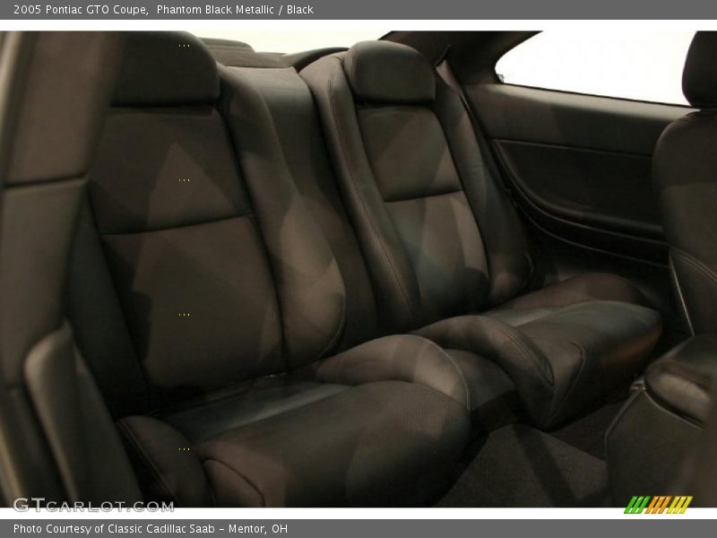 Phantom Black Metallic / Black 2005 Pontiac GTO Coupe