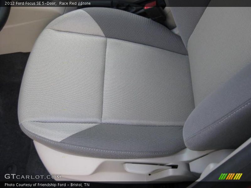  2012 Focus SE 5-Door Stone Interior