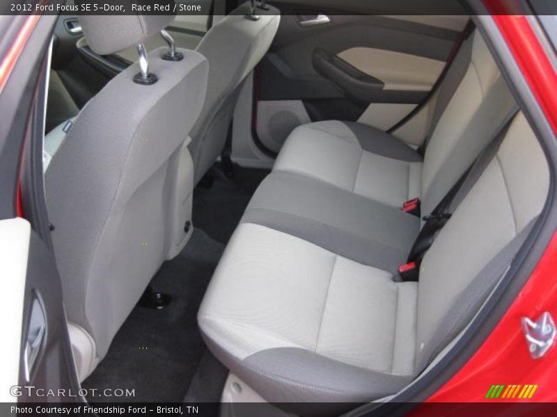  2012 Focus SE 5-Door Stone Interior