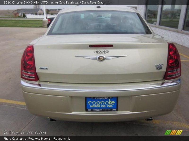 White Gold Pearlcoat / Dark Slate Gray 2010 Chrysler 300 C HEMI AWD
