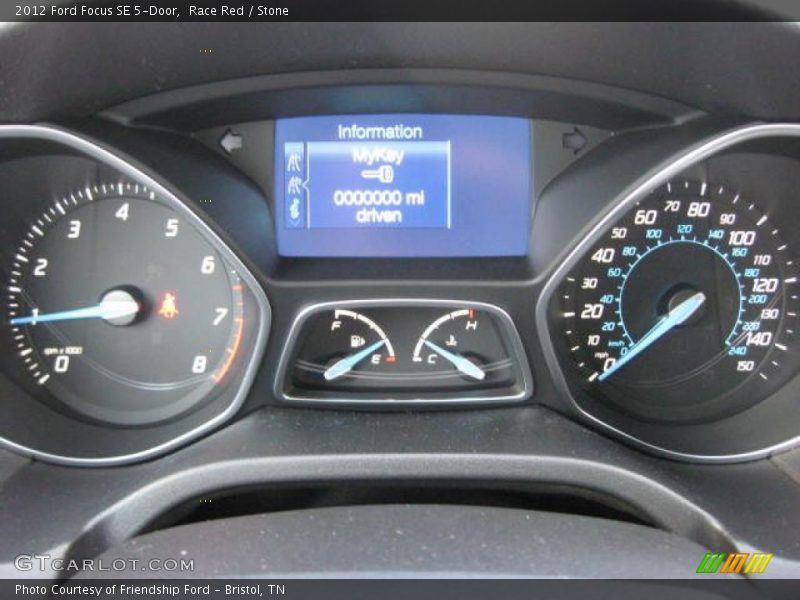 2012 Focus SE 5-Door SE 5-Door Gauges