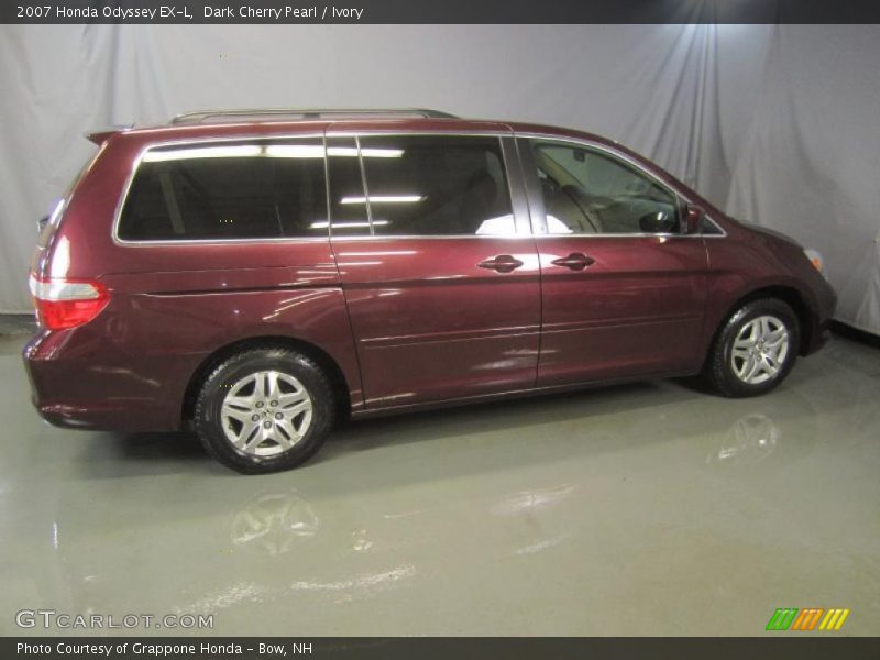 Dark Cherry Pearl / Ivory 2007 Honda Odyssey EX-L