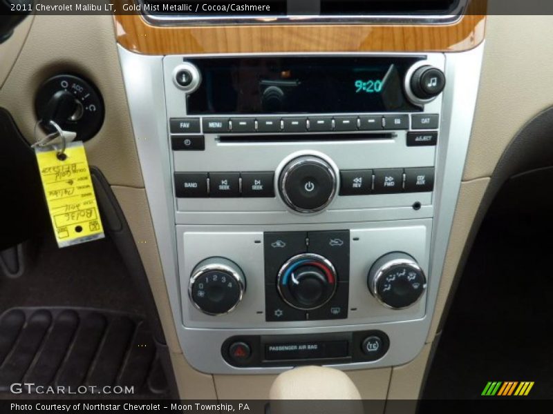 Gold Mist Metallic / Cocoa/Cashmere 2011 Chevrolet Malibu LT