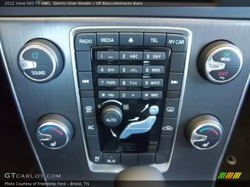 Controls of 2012 S60 T6 AWD