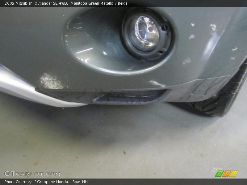 Manitoba Green Metallic / Beige 2009 Mitsubishi Outlander SE 4WD