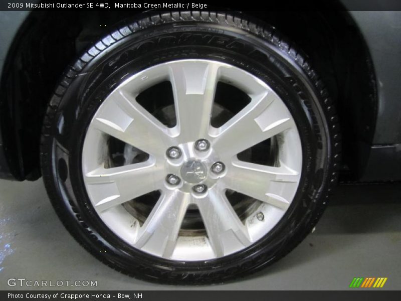 Manitoba Green Metallic / Beige 2009 Mitsubishi Outlander SE 4WD