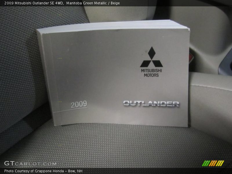Manitoba Green Metallic / Beige 2009 Mitsubishi Outlander SE 4WD