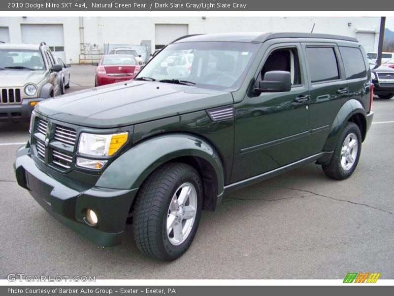 Front 3/4 View of 2010 Nitro SXT 4x4