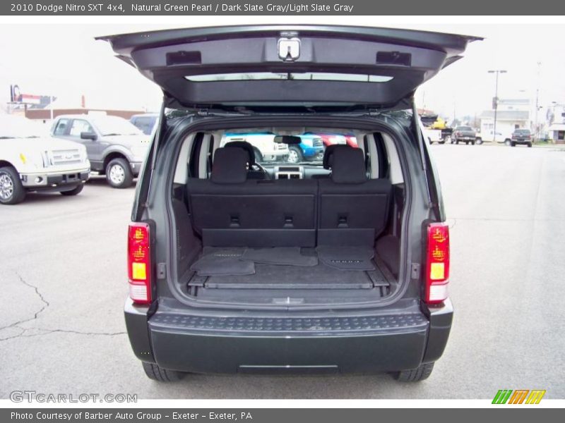  2010 Nitro SXT 4x4 Trunk