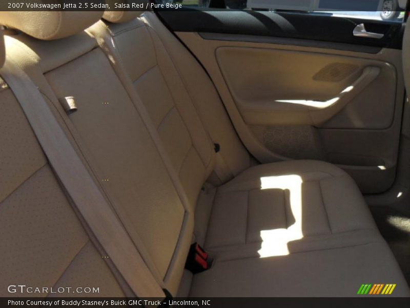 Salsa Red / Pure Beige 2007 Volkswagen Jetta 2.5 Sedan