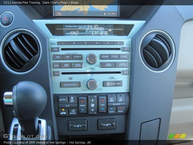 Controls of 2011 Pilot Touring