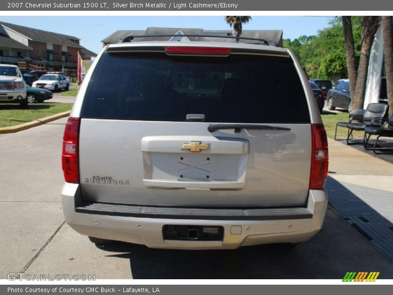 Silver Birch Metallic / Light Cashmere/Ebony 2007 Chevrolet Suburban 1500 LT
