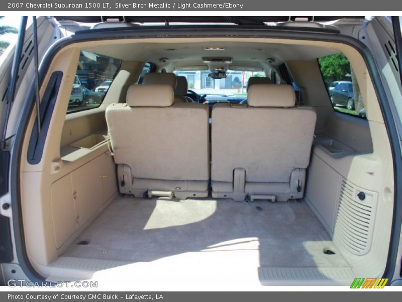Silver Birch Metallic / Light Cashmere/Ebony 2007 Chevrolet Suburban 1500 LT