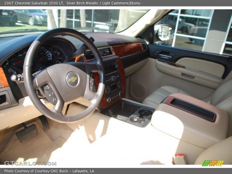 Silver Birch Metallic / Light Cashmere/Ebony 2007 Chevrolet Suburban 1500 LT