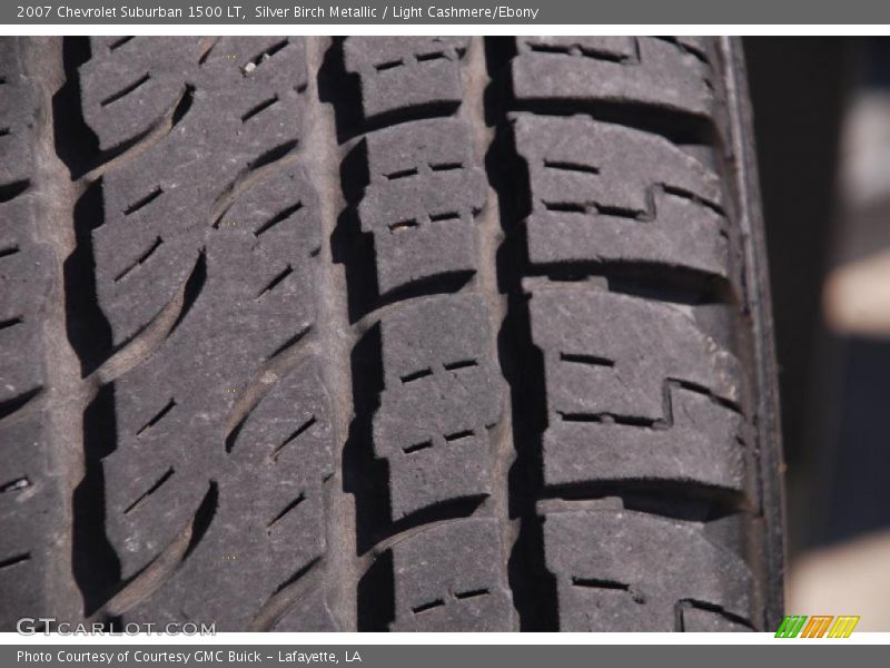 Silver Birch Metallic / Light Cashmere/Ebony 2007 Chevrolet Suburban 1500 LT