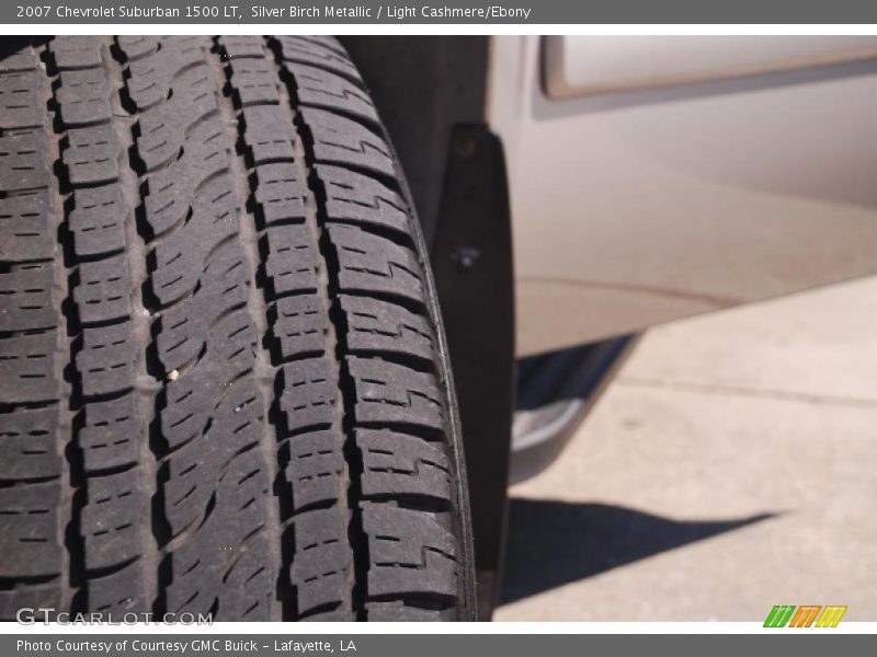 Silver Birch Metallic / Light Cashmere/Ebony 2007 Chevrolet Suburban 1500 LT