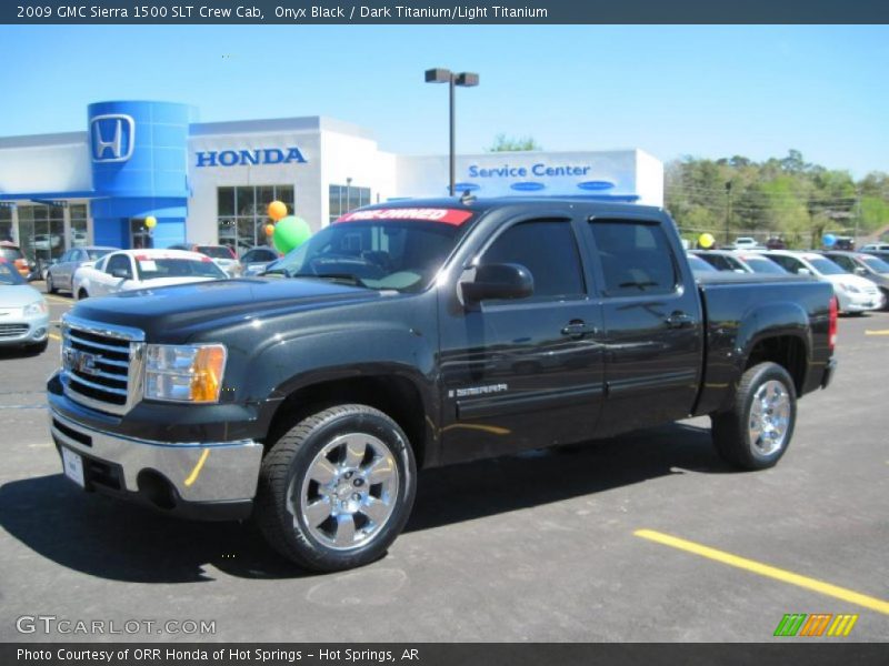 Onyx Black / Dark Titanium/Light Titanium 2009 GMC Sierra 1500 SLT Crew Cab