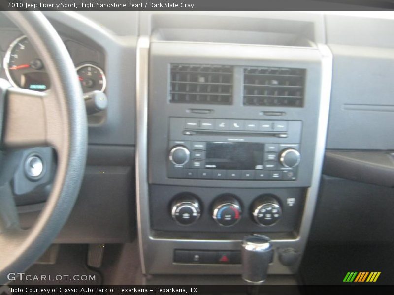Light Sandstone Pearl / Dark Slate Gray 2010 Jeep Liberty Sport