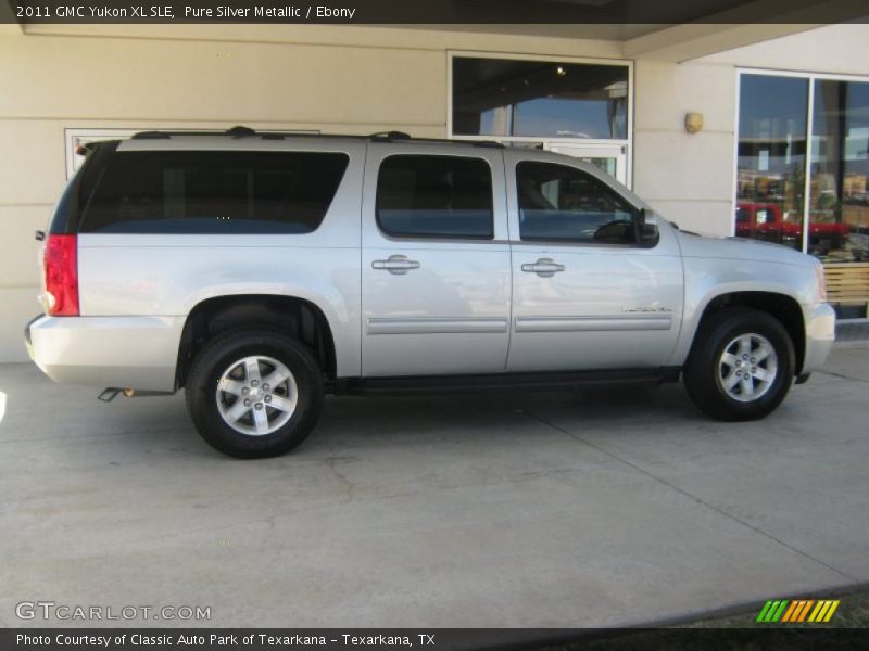 Pure Silver Metallic / Ebony 2011 GMC Yukon XL SLE