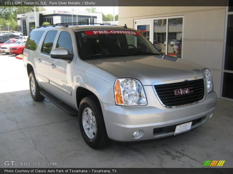 Pure Silver Metallic / Ebony 2011 GMC Yukon XL SLE