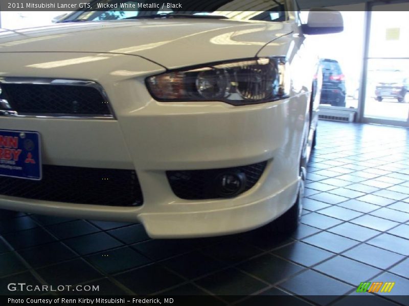 Wicked White Metallic / Black 2011 Mitsubishi Lancer GTS