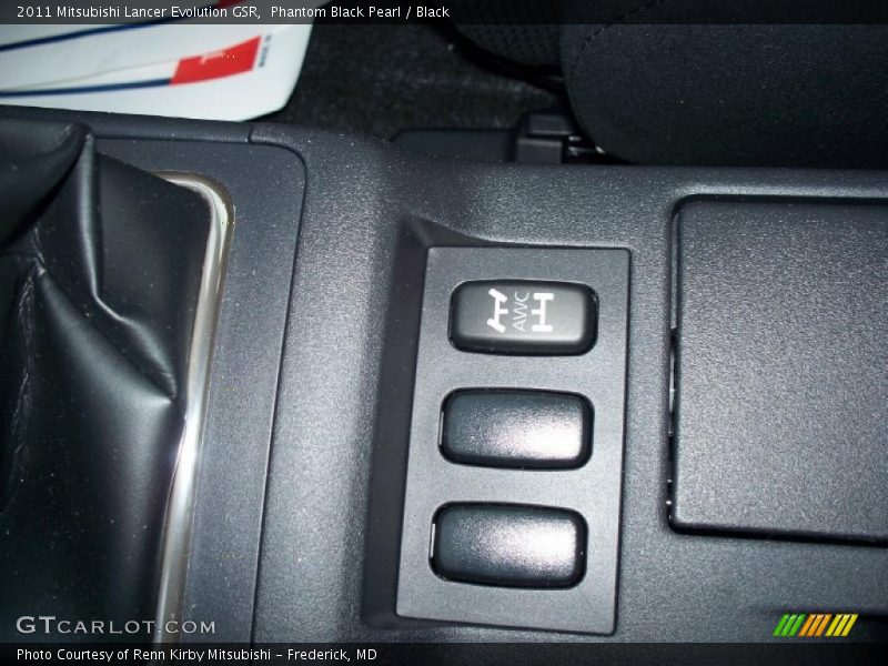 Phantom Black Pearl / Black 2011 Mitsubishi Lancer Evolution GSR