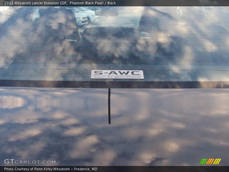 Phantom Black Pearl / Black 2011 Mitsubishi Lancer Evolution GSR