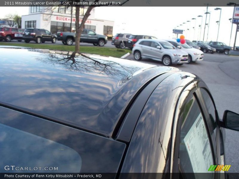 Phantom Black Pearl / Black 2011 Mitsubishi Lancer Evolution GSR