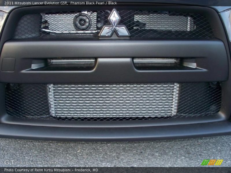 Phantom Black Pearl / Black 2011 Mitsubishi Lancer Evolution GSR