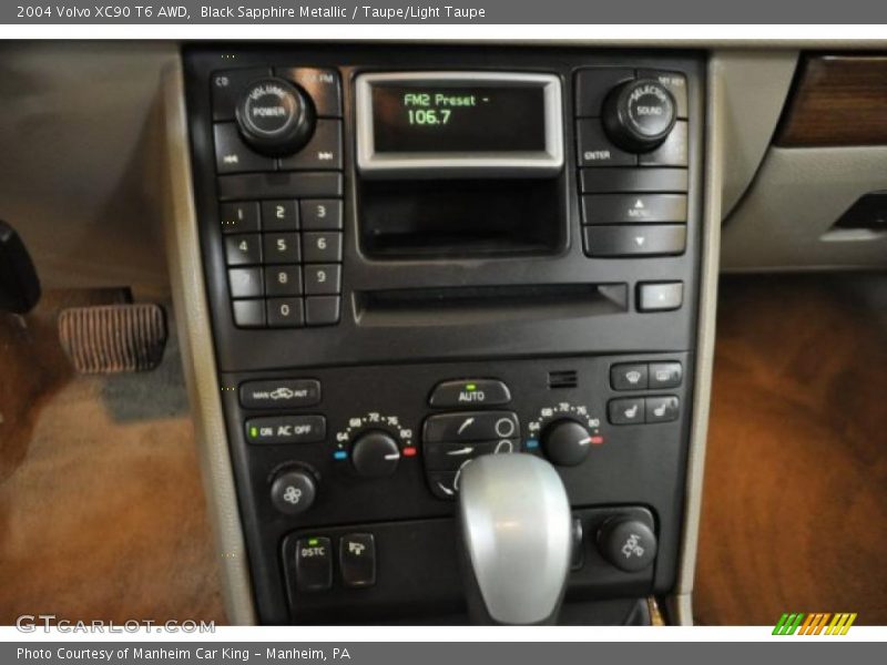 Black Sapphire Metallic / Taupe/Light Taupe 2004 Volvo XC90 T6 AWD