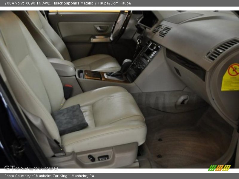 Black Sapphire Metallic / Taupe/Light Taupe 2004 Volvo XC90 T6 AWD