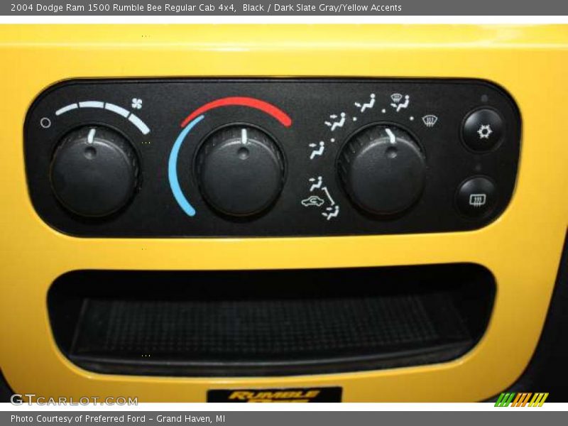 Black / Dark Slate Gray/Yellow Accents 2004 Dodge Ram 1500 Rumble Bee Regular Cab 4x4