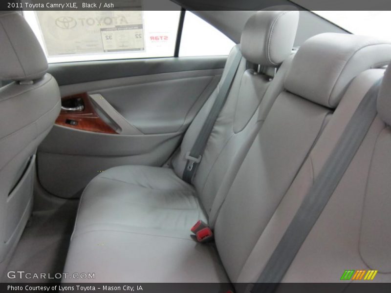 Black / Ash 2011 Toyota Camry XLE