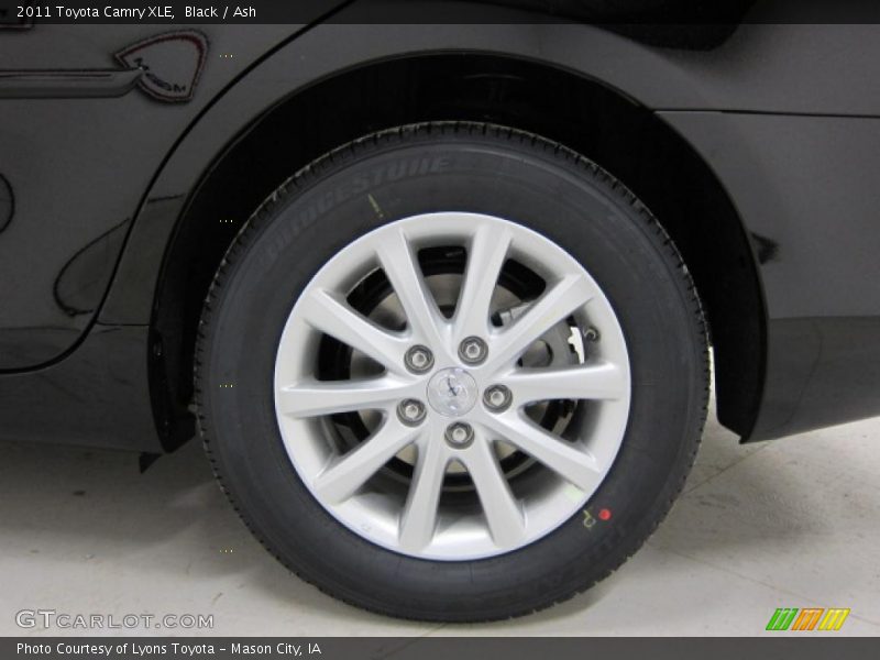 Black / Ash 2011 Toyota Camry XLE