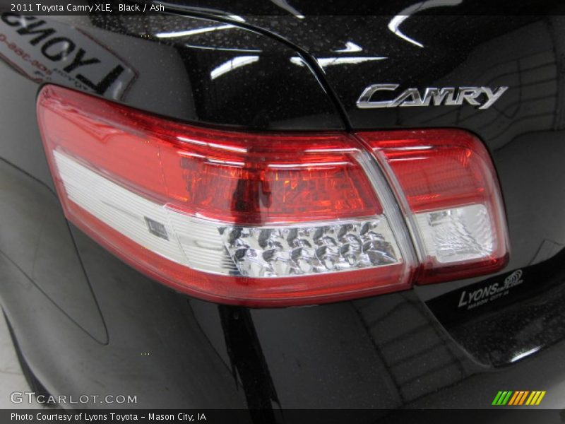 Black / Ash 2011 Toyota Camry XLE
