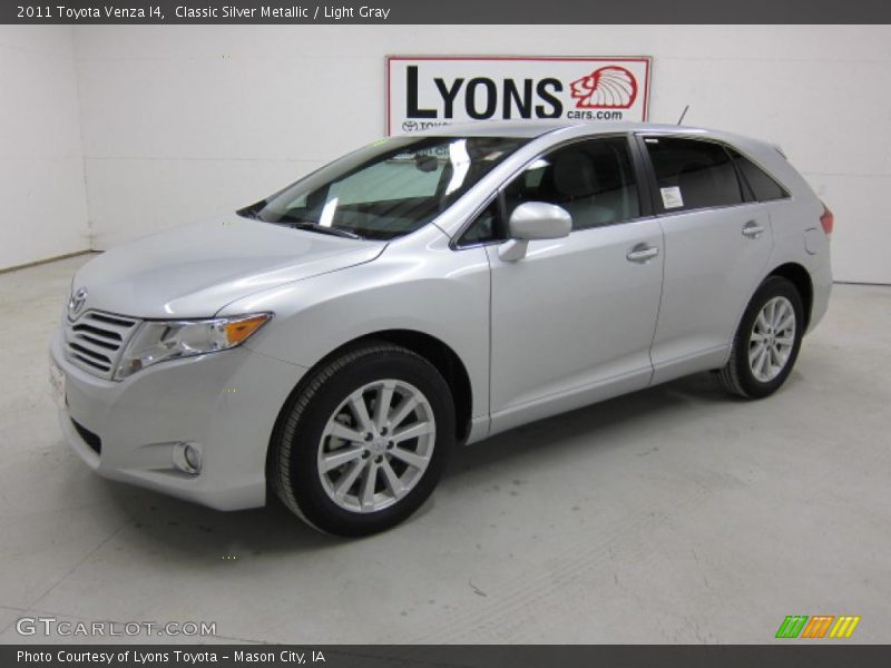 Classic Silver Metallic / Light Gray 2011 Toyota Venza I4