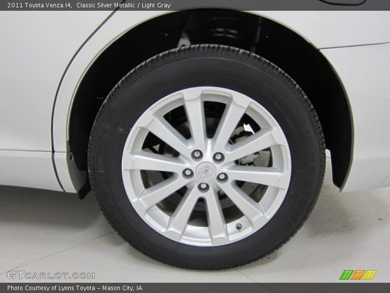 Classic Silver Metallic / Light Gray 2011 Toyota Venza I4