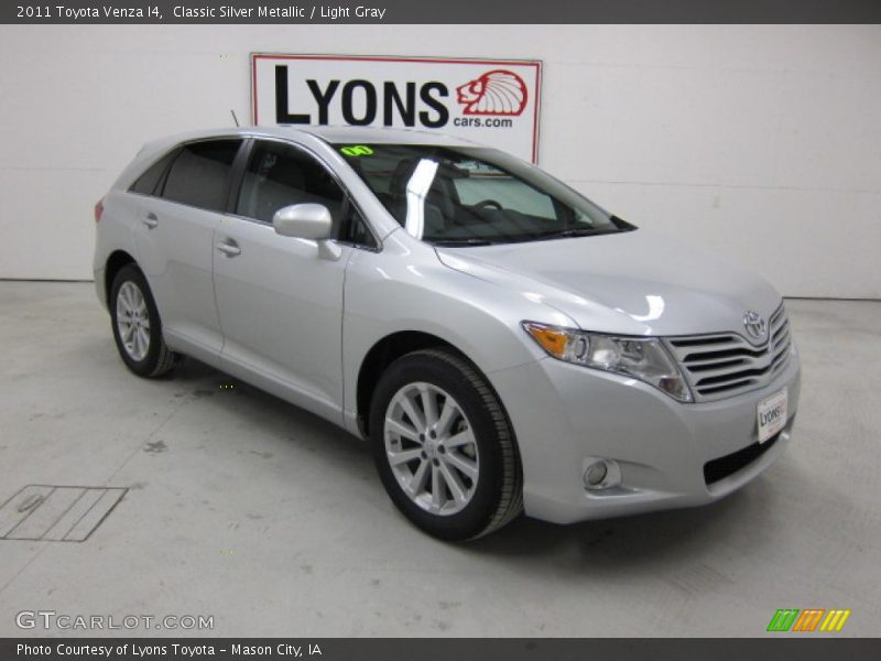 Classic Silver Metallic / Light Gray 2011 Toyota Venza I4