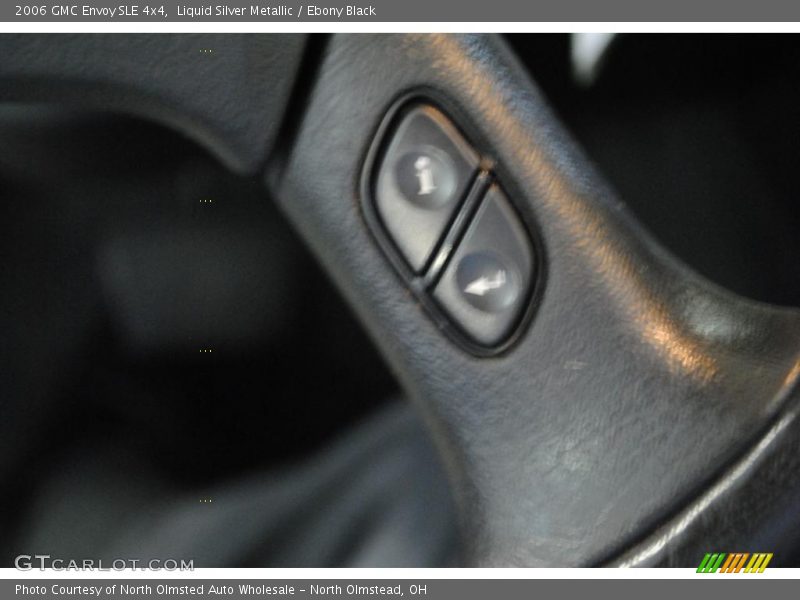 Liquid Silver Metallic / Ebony Black 2006 GMC Envoy SLE 4x4