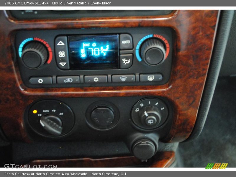 Liquid Silver Metallic / Ebony Black 2006 GMC Envoy SLE 4x4
