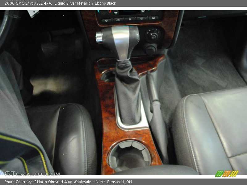 Liquid Silver Metallic / Ebony Black 2006 GMC Envoy SLE 4x4