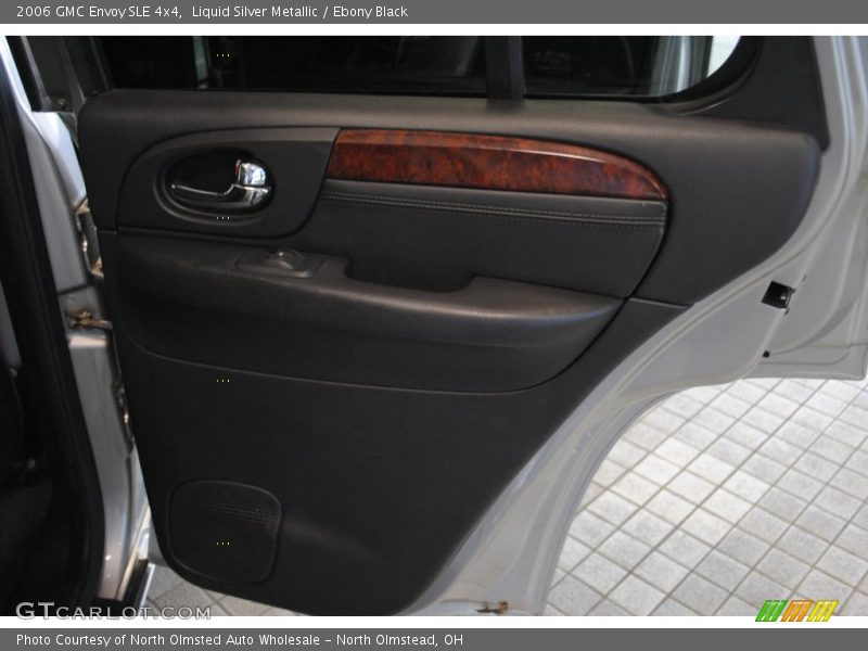 Liquid Silver Metallic / Ebony Black 2006 GMC Envoy SLE 4x4