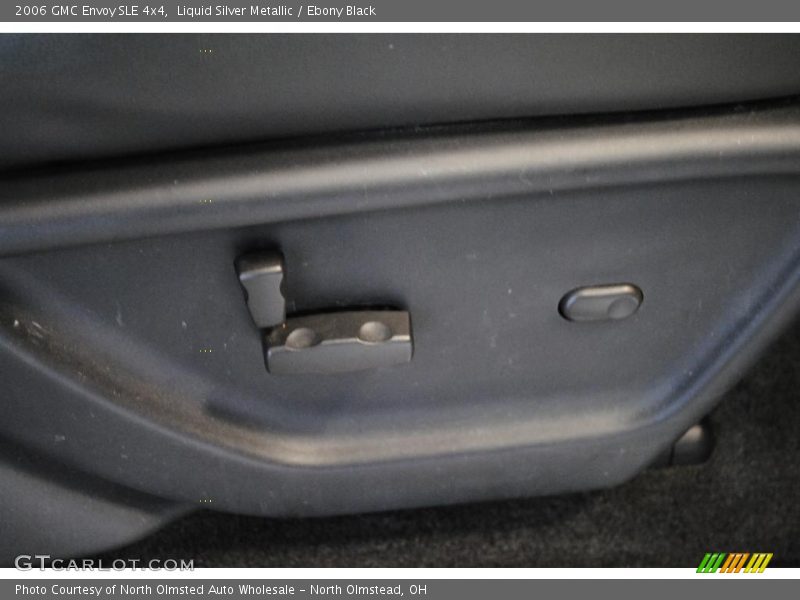 Liquid Silver Metallic / Ebony Black 2006 GMC Envoy SLE 4x4